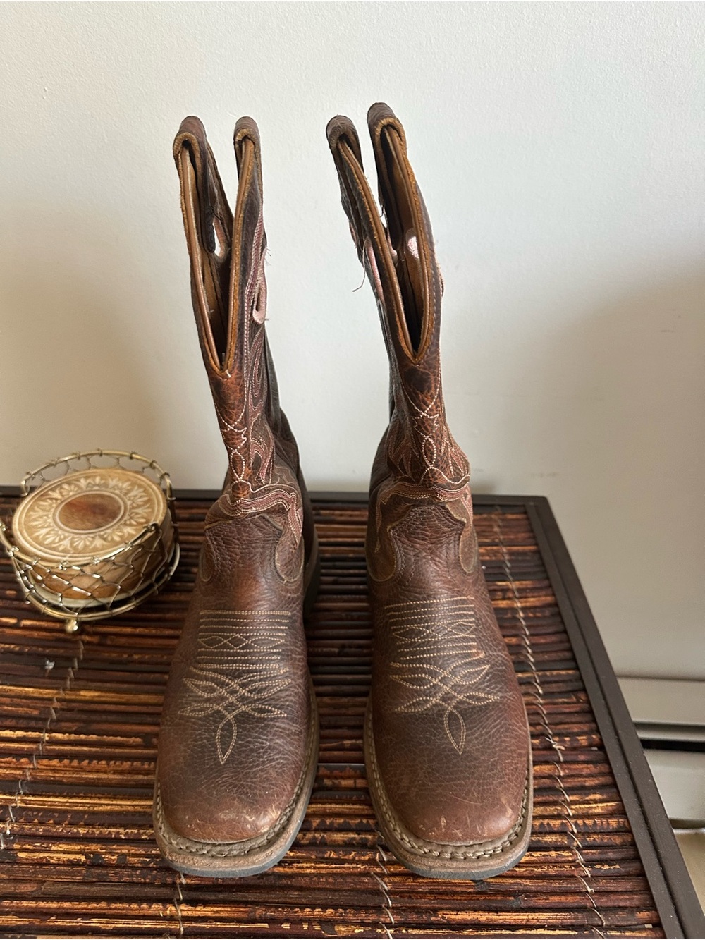 Brown Embroidered Western Cowboy Boots - Stylish Western Look - Picture 4 of 10